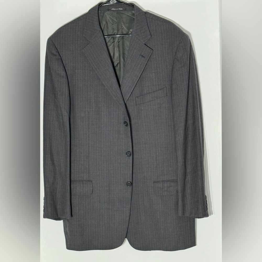 Ermenegildo Zegna 46L US size. Grey pinstriped wool blazer excellent condition